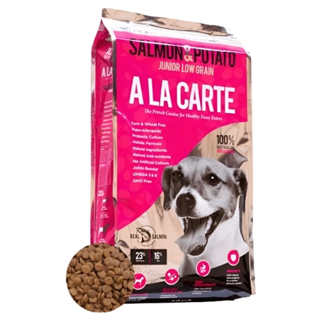A LA CARTE HOLISTIC SALMON & POTATO LOW GRAIN DRY DOG FOOD 3KG